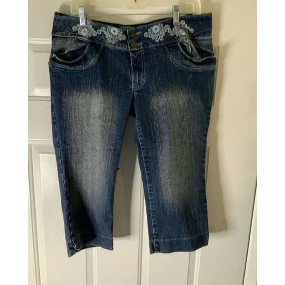 Blue Capri Jeans Solid Womens Embroidered 34X19" - Picture 1 of 6